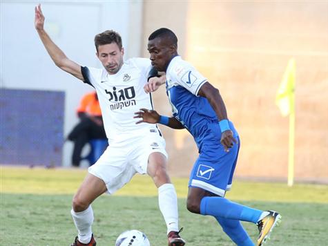 התקפה רודפת התקפה בעכו (יוסי שקל)