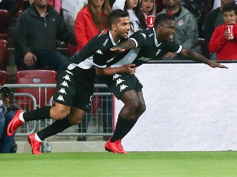 שיוווין!!!! שער עצמי של אורן ביטון!