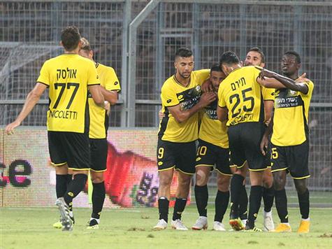 עם כל הבלאגן שהגיע עם שחרור ערן לוי והעובדה שגם דיא סבע רוצה לעזוב, מכבי נתניה פתחה את העונה לא רע בכלל. הערב, נקודה אחת בלבד תספיק לה על מנת לעלות לחצי הגמר ואפילו עדיפה לה מניצחון על מנת להימנע ממפגש עם מכבי ת``א.