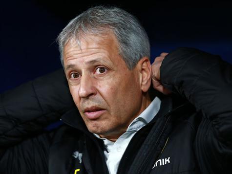 דורטמונד של לוסיאן פאברה מגיעה עם כשהיא בראש הטבלה עם 24 נקודות. השוויצרי יודע שזה משחק של הצהרת כוונות (Gonzalo-Arroyo-Moreno-Getty-Images)