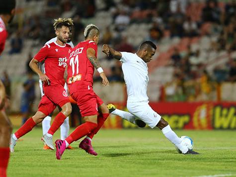 אשדוד בדרך לניצחון! (צילום: לירון מולדובן)