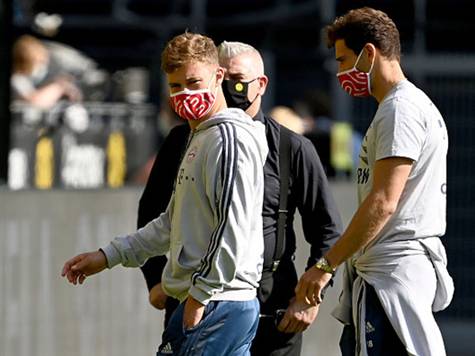 גורצקה וקימיך הגיעו מוכנים ומוגנים לקראת ההתמודדות. (GETTY)