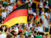 ביציעים? חגיגה גדולה. איזה כיף