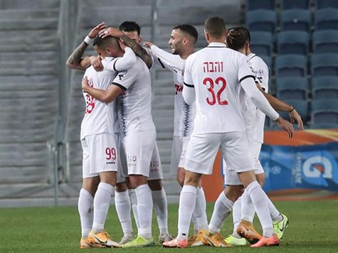 <STRONG>מחצית בטדי: האורחת יורדת ביתרון </STRONG>(דני מרון)