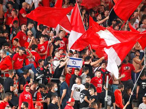 אווירה נהדרת בבלומפילד (אלן שיבר)