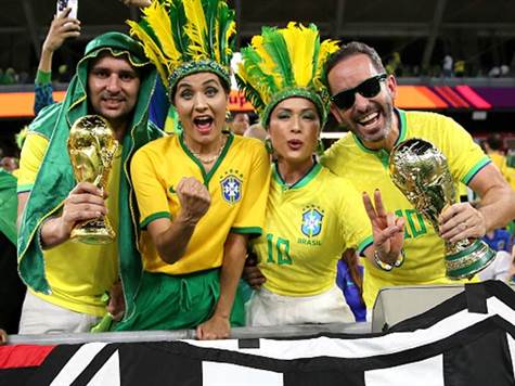 <STRONG><U>גם בריו, הברזילאים לא מפסיקים לחגוג - צפו בתיעוד -></U></STRONG>
