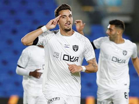 <STRONG>והנה השער של בית``ר! (צילום: אלן שיבר)</STRONG>