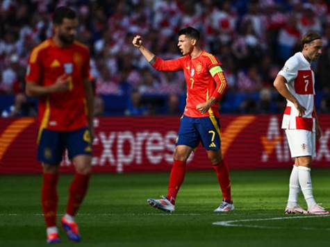 מדובר ביורו השלישי ברציפות שספרד פוגשת את קרואטיה, וזה גם היורו השלישי ברציפות שמוראטה כובש נגד קרואטיה (GETTY)