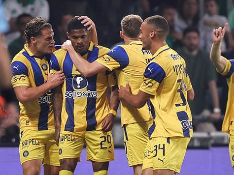 <strong>יש לנו שער ראשון הערב! 0:1 למכבי ת"א! (מאור אלקסלסי)</strong>