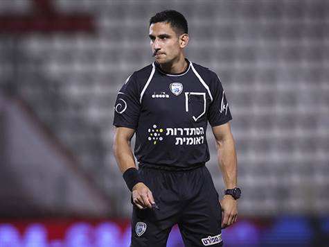 שחקני סכנין טענו לנגיעת יד של שחקן ק``ש בילאל שאהין ברחבה, אך השופט התעלם
