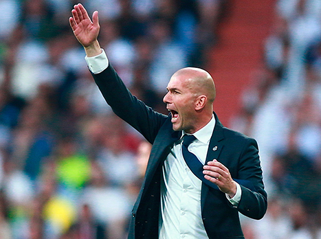 זידאן בטירוף. לחץ גדול בברנבאו (getty)