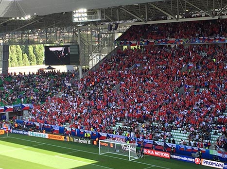 האוהדים הצ`כים הגיעו בהמוניהם (getty)