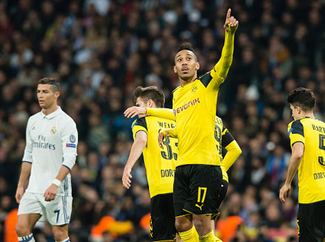 אובמיאנג ודורטמונד לא מוותרים