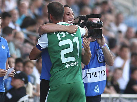 קינן כבש בהופעה ה-300 שלו. בלם כובש! (צילום: אלן שיבר)