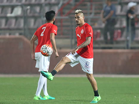 בוזגלו. חזר להרכב (יוסי שקל)