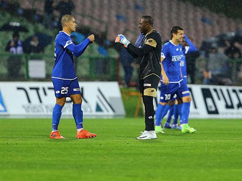 מחצית בסלה. 1:1 גשום ומרתק בין אשקלון לאשדוד (לירון מולדובן)