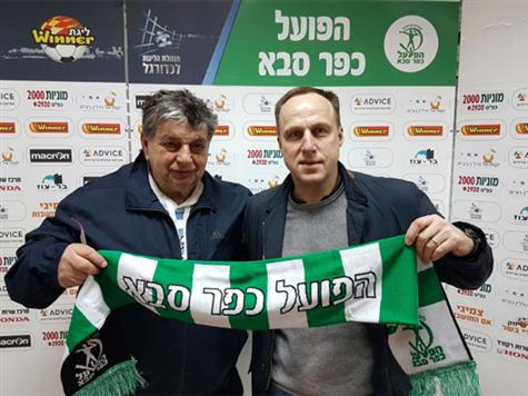 בכורה על הקווים. ז`וטאוטאס