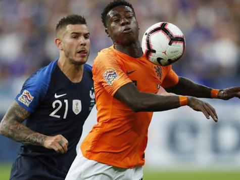 שליטה מוחלטת של צרפת במחצית הראשונה, אבל זה רק 0:1 והכל יכול לקרות במחצית השנייה (getty)