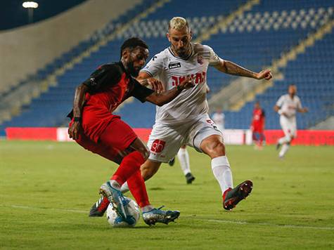 מה יהיה הסוף? הרבה זמן לא היה פה איום. שתי הקבוצות הרבה זמן לא ניצחו, וביכולת הזאת גם לא נראה שמגיע להן. (ניר קידר)