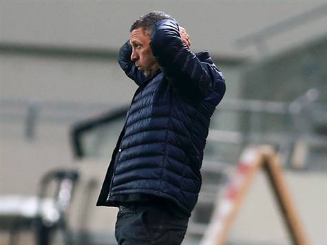 לקלינגר יש סיבות לתפוס את הראש (צילום: אלן שיבר)