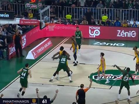 <STRONG>פאו פתחה את הרבע האחרון בסערה. צפו בשלשה של נאן >><BR></STRONG>