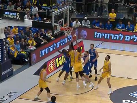 <strong>כהן עם פוטבאק על הבאזר >></strong>