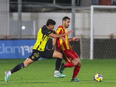 משחק צמוד צמוד בי``א (צילום: לירון מולדובן)