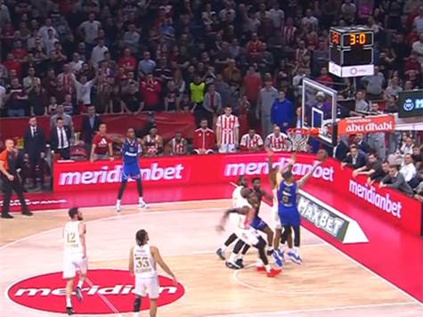 לונדברג נעל את הרבע השלישי עם חדירה יפה. הכוכב מוליכה 65:67 >>