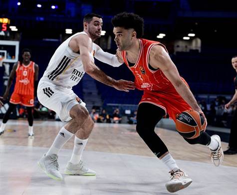 <STRONG><U>צפו בסל הקשה של אלייז`ה בראיינט</U></STRONG>