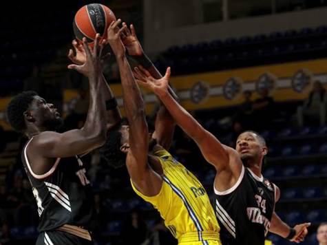 <strong>צפו בתקציר המחצית של המשחק>>></strong>