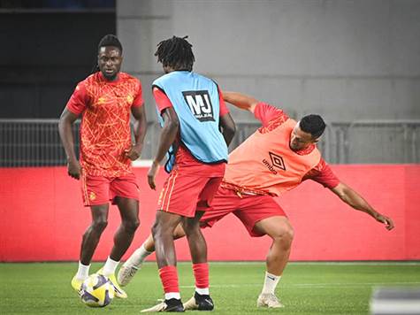 מתקרבים לשריקה (ברני ארדוב)