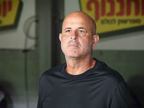 יציאה ראשונה של סכנין להתקפה הסתיימה בשום דבר, אבל מדובר בפעולה החיובית הראשונה של האורחים במשחק הזה (דני מרון)