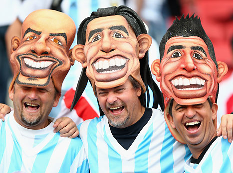 הכל מוכן בפורטו אלגרה, שהוצפה ב-100 אלף ארגנטינאים, למרות שרק 40 אלף מהם הצליחו להשיג כרטיס