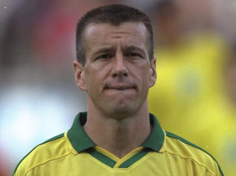 שאלה קצת אחרת: תגידו לנו בבקשה מי זה האיש הזה בתמונה?