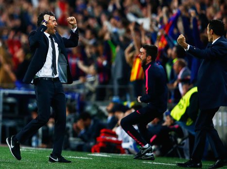 לואיס אנריקה חוגג את השער שמעלה אותו כמעט בוודאות לחצי הגמר (Getty)