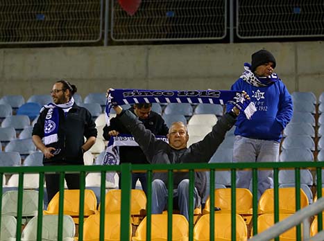 אוהדי מכבי פ``ת עשו את הדרך לאשקלון (לירון מולדובן)