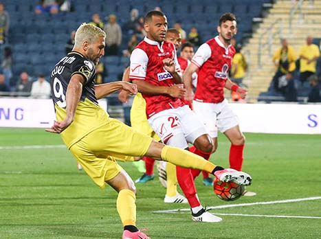 איתי שכטר. מעורב מאוד במשחק ההתקפה של בית``ר (צילום: דני מרון)