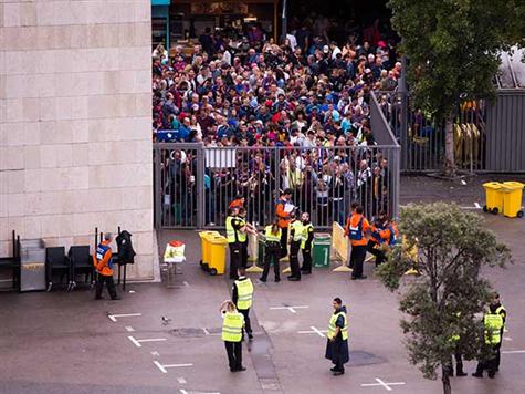 האם מה שקורה מחוץ לאיצטדיון משפיע על היכולת של ברצלונה? (getty)