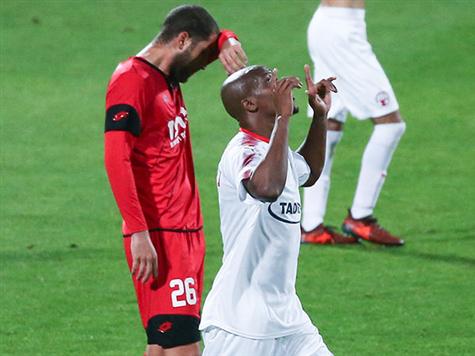 <STRONG>שער!</STRONG> הפועל ב``ש הכפילה את היתרון! וואקמה לא התקשה לכבוש מהנקודה הלבנה (דני מרון).