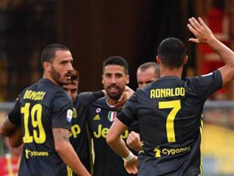 יובה כמובן עדיין שולטת, אבל קצת יותר מנומנמת בדקות האחרונות. מחכים לבעיטה הראשונה של רונאלדו (צילום: getty)