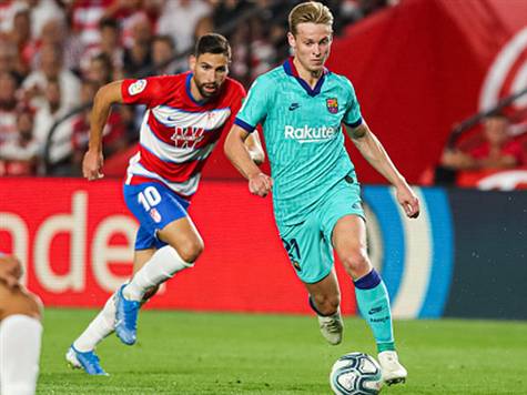 המשחק נרגע בדקות האחרונות. ברצלונה לא מצליחה לייצר מצבים וגרנאדה היא המסוכנת מבין הצדדים. (getty)