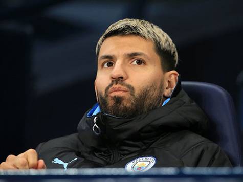 אגוארו מחכה לצ`אנס (getty)