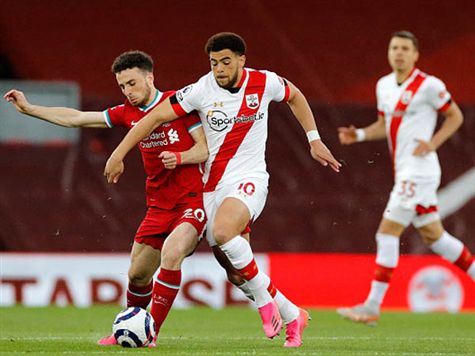 המייטי רדס מנסים לצאת קדימה בעיקר דרך מתפרצות מהירות (GETTY)