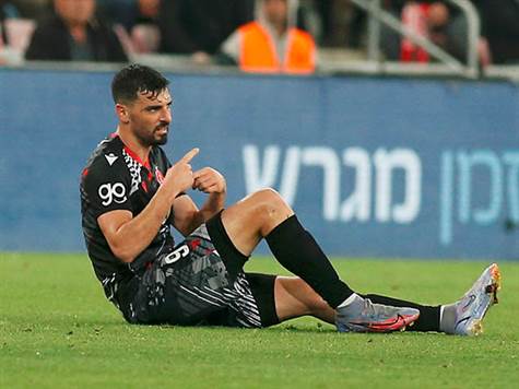 <P>חילוף גם בהפועל תל אביב</P>
<P>(אלן שיבר)</P>