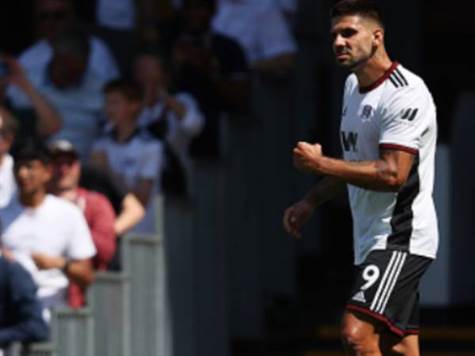 43 שערים בעונה שעברה בצ`מפיונשיפ - שער ראשון העונה בפרמייר ליג. מיטרוביץ` <SPAN style=``FONT-SIZE: 14px; FONT-FAMILY: Lato, sans-serif; WHITE-SPACE: normal; WORD-SPACING: 0px; TEXT-TRANSFORM: none; FLOAT: none; FONT-WEIGHT: 400; COLOR: rgb(8,8,8); FONT-STYLE: normal; ORPHANS: 2; WIDOWS: 2; DISPLAY: inline !important; LETTER-SPACING: normal; BACKGROUND-COLOR: rgb(255,255,255); TEXT-INDENT: 0px; font-variant-ligatures: normal; font-variant-caps: normal; -webkit-text-stroke-width: 0px; text-decoration-thickness: initial; text-decoration-style: initial; text-decoration-color: initial``>(Photo by Julian Finney/Getty Images)</SPAN>