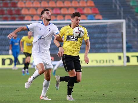 ואם כבר מדברים על תיקו: בעונה שעברה היו שלושה מפגשים בין הקבוצות - כולם נגמרו ללא הכרעה. 1:1 בטדי בסיבוב הראשון, 2:2 בק``ש בסיבוב השני - ו-3:3 בטדי בפלייאוף התחתון (צילום: קובי אליהו)