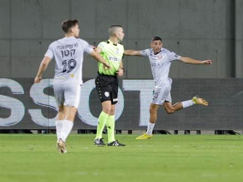 שני מפגשים נערכו העונה בליגה בין ריינה והפועל חדרה: בראשון חדרה ניצחה 2:1, בשני - ריינה כבר הובילה 0:2 אבל ספגה שני שערים בתוספת הזמן ויצאה רק עם 2:2 (צילום: ניר קידר)