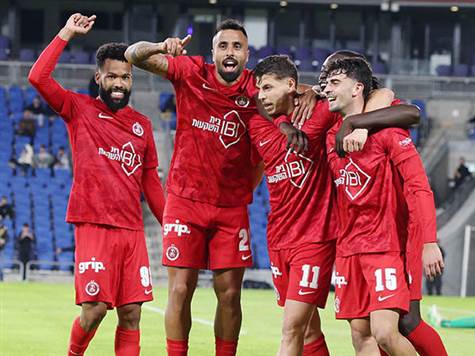 דאפה הוציא מתפרצת קטלנית שהסתיימה ברוחב של אלקוקין ושער של טוריאל, כל אחד מהשניים עם שער ובישול גדול (אלן שיבר)