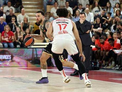 הפועל ת``א ממשיכה לחפש את עצמה. צפו בחסימה של אוטורו >>>