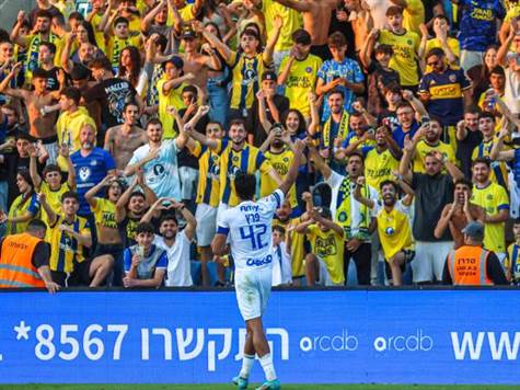 פרץ אולי לא הורגש כל כך עד כה, אבל זה לא מנע ממנו רגע אחד גדול. שער מספר 19 לקפטן, שהשלים את המהפך על אדיראן אוגריסה. פרץ כבש ב-8 מ-9 משחקיו האחרונים, ובשישה ברציפות. (קובי אליהו)